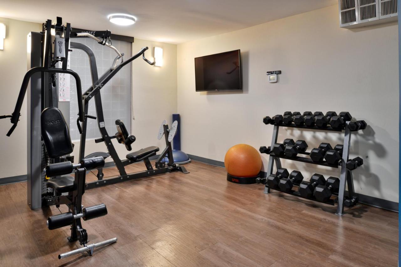 Holiday Inn Express Winston-Salem Medical Ctr Area Екстериор снимка