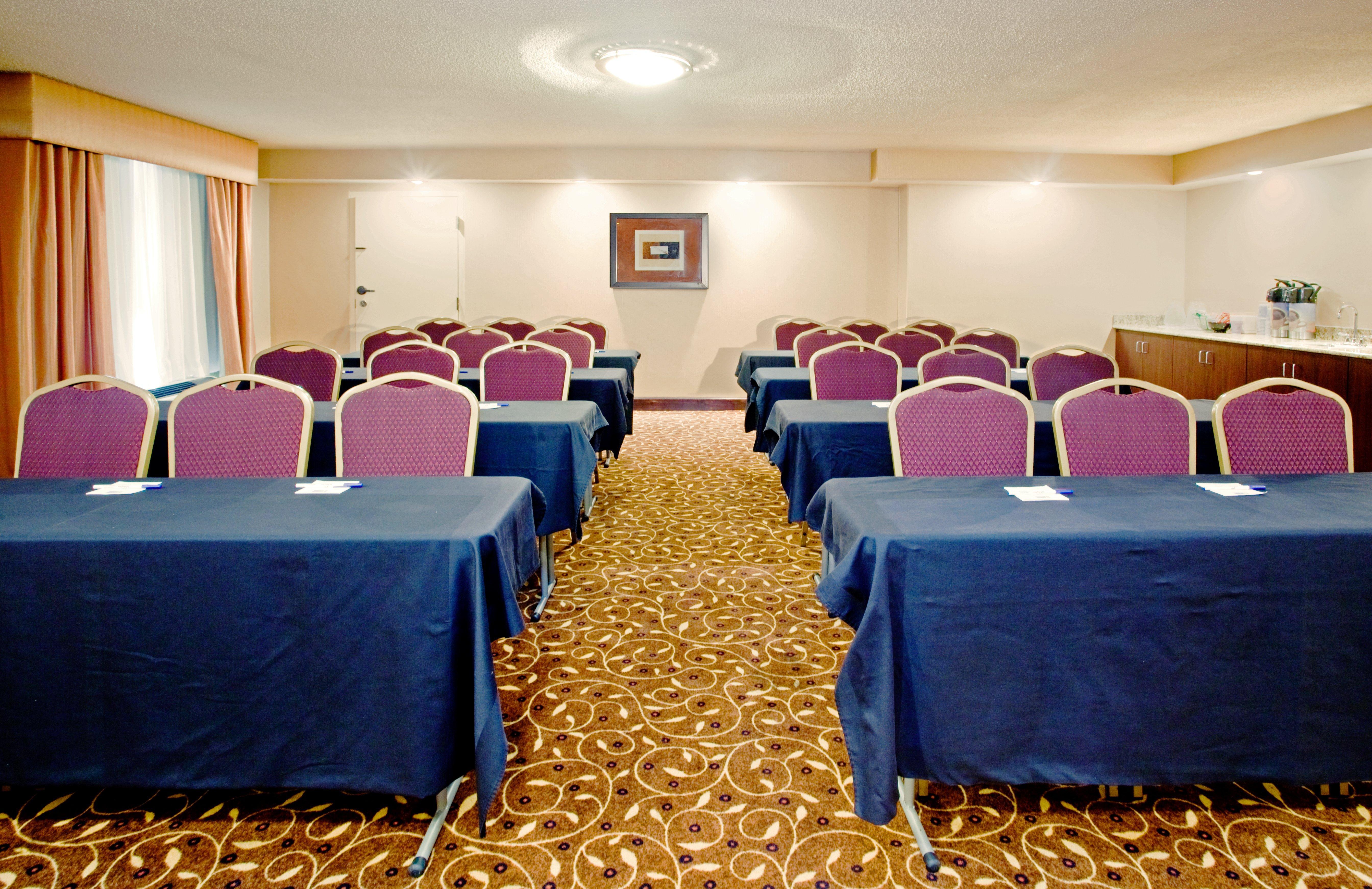 Holiday Inn Express Winston-Salem Medical Ctr Area Екстериор снимка