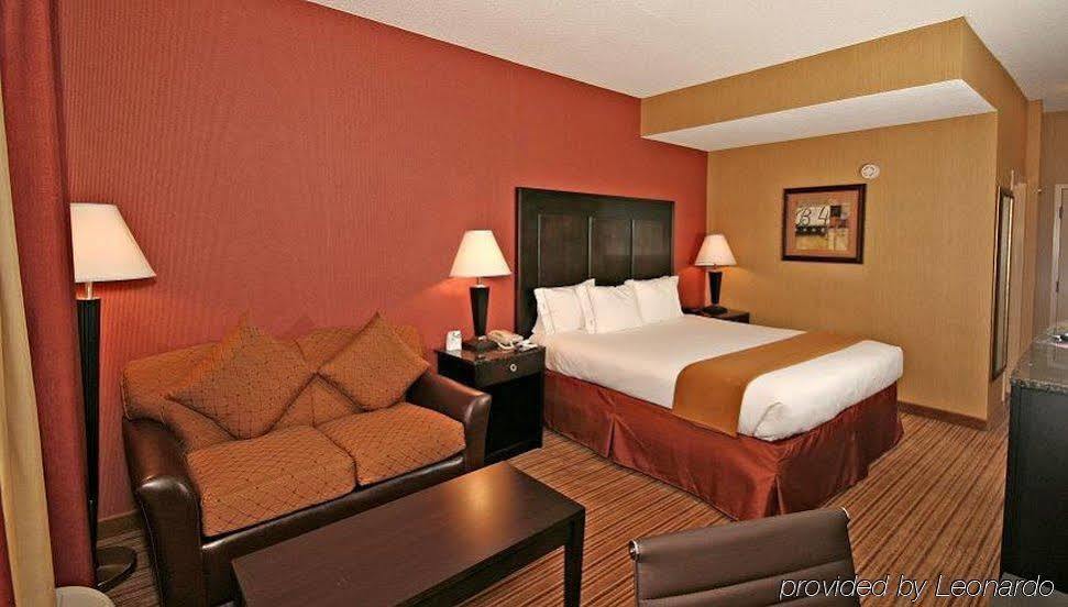Holiday Inn Express Winston-Salem Medical Ctr Area Екстериор снимка